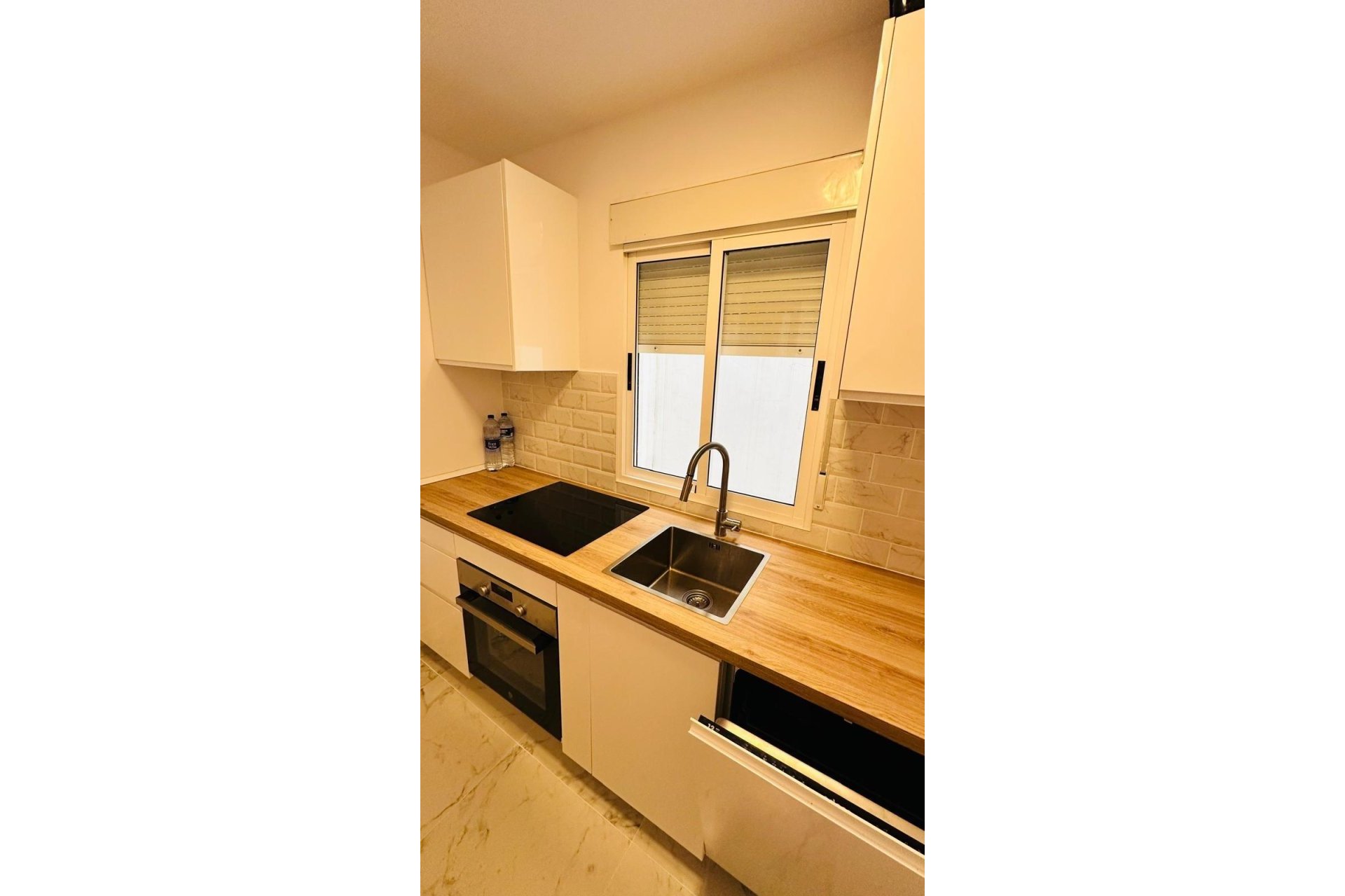 Revente - Appartement -
Torrevieja - Acequion