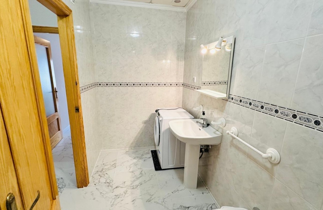 Revente - Appartement -
Torrevieja - Acequion