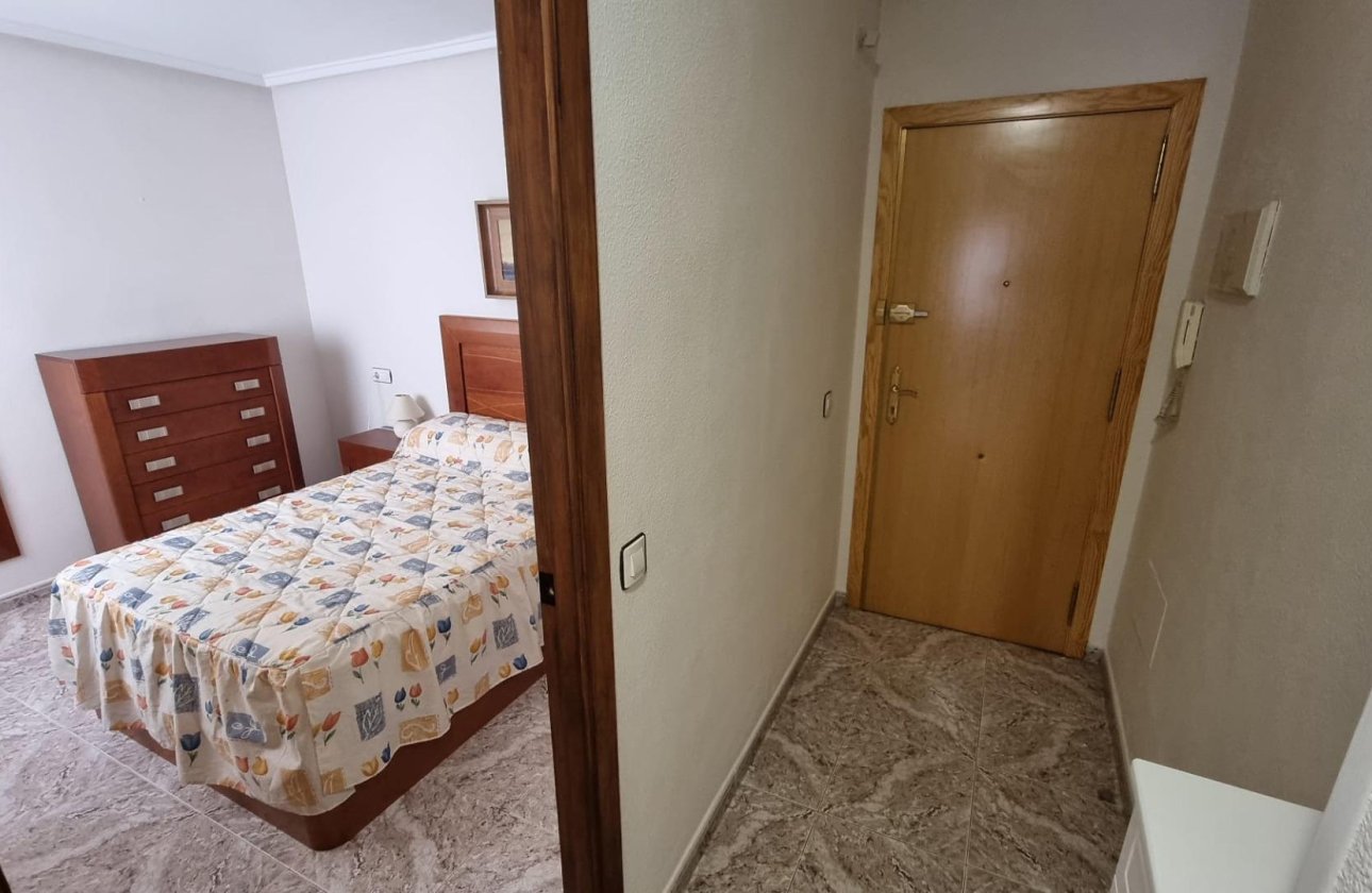 Revente - Appartement -
Torrevieja - Acequion