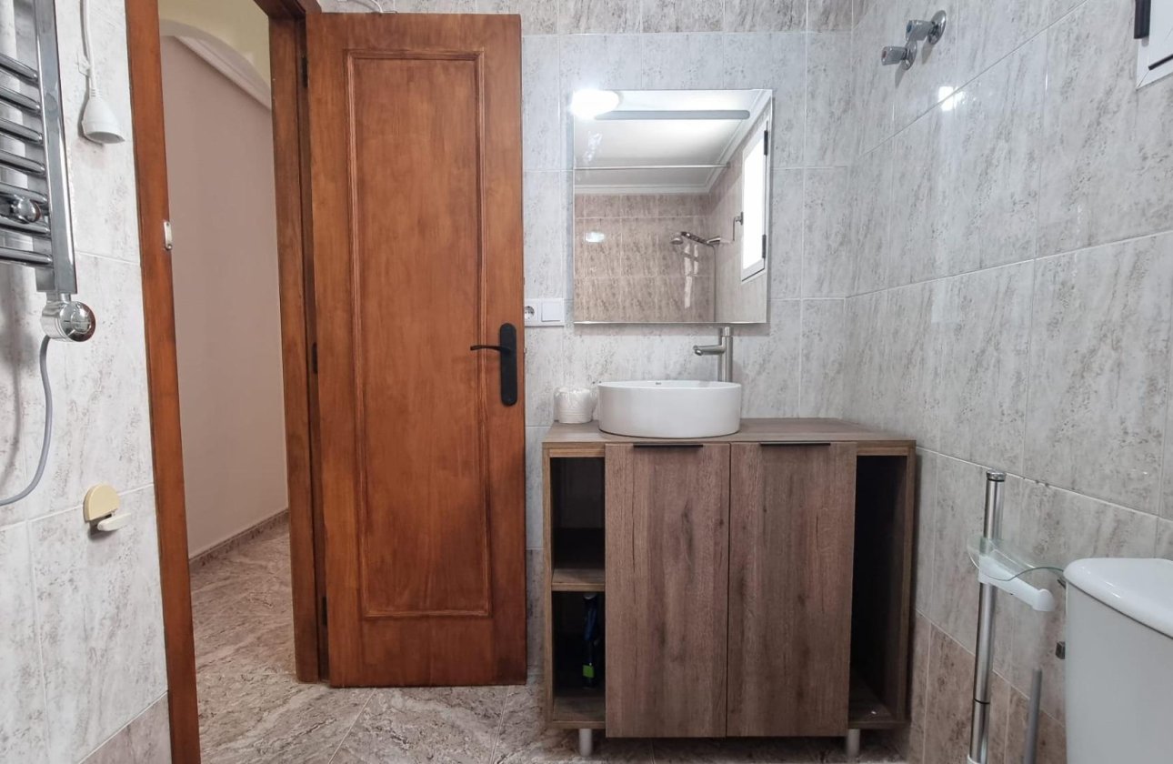 Revente - Appartement -
Torrevieja - Acequion