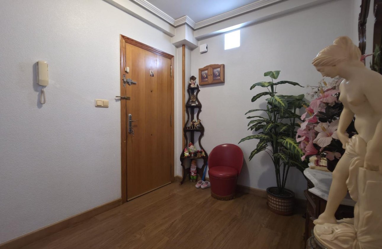Revente - Appartement -
Torrevieja - Acequion