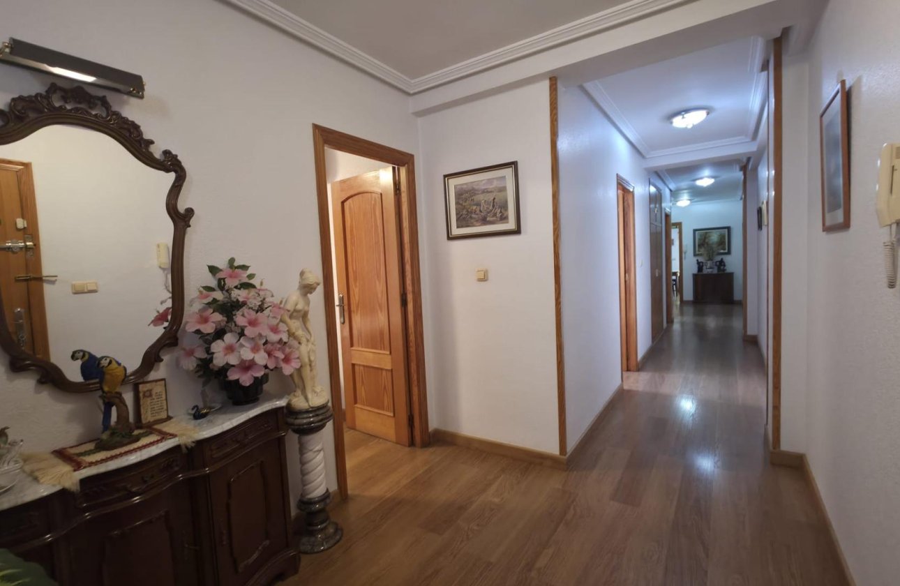 Revente - Appartement -
Torrevieja - Acequion