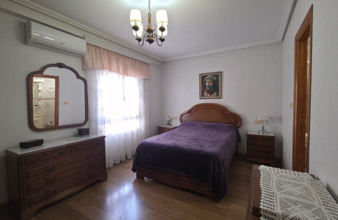 Revente - Appartement -
Torrevieja - Acequion