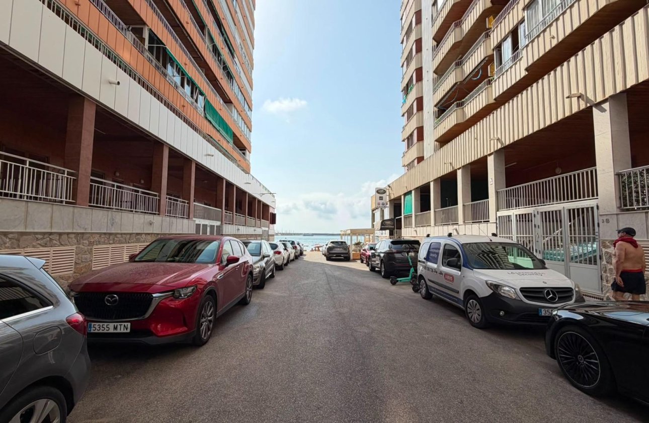 Revente - Appartement -
Torrevieja - Acequion