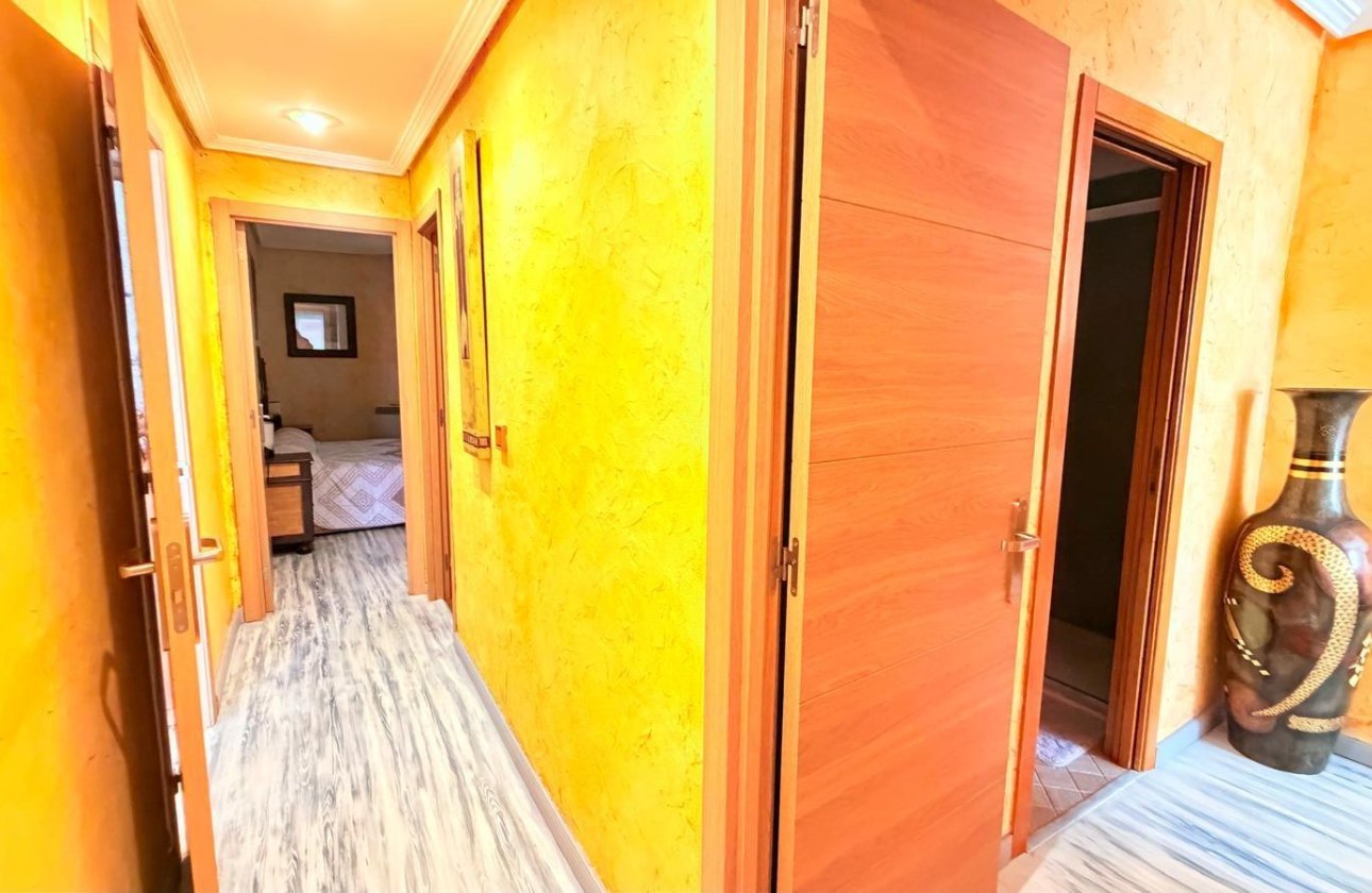 Revente - Appartement -
Torrevieja - Acequion