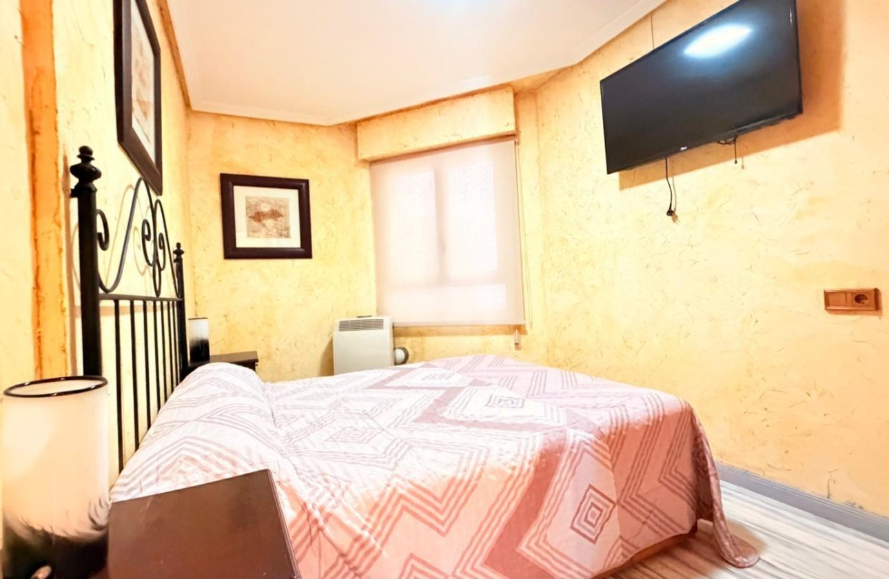 Revente - Appartement -
Torrevieja - Acequion