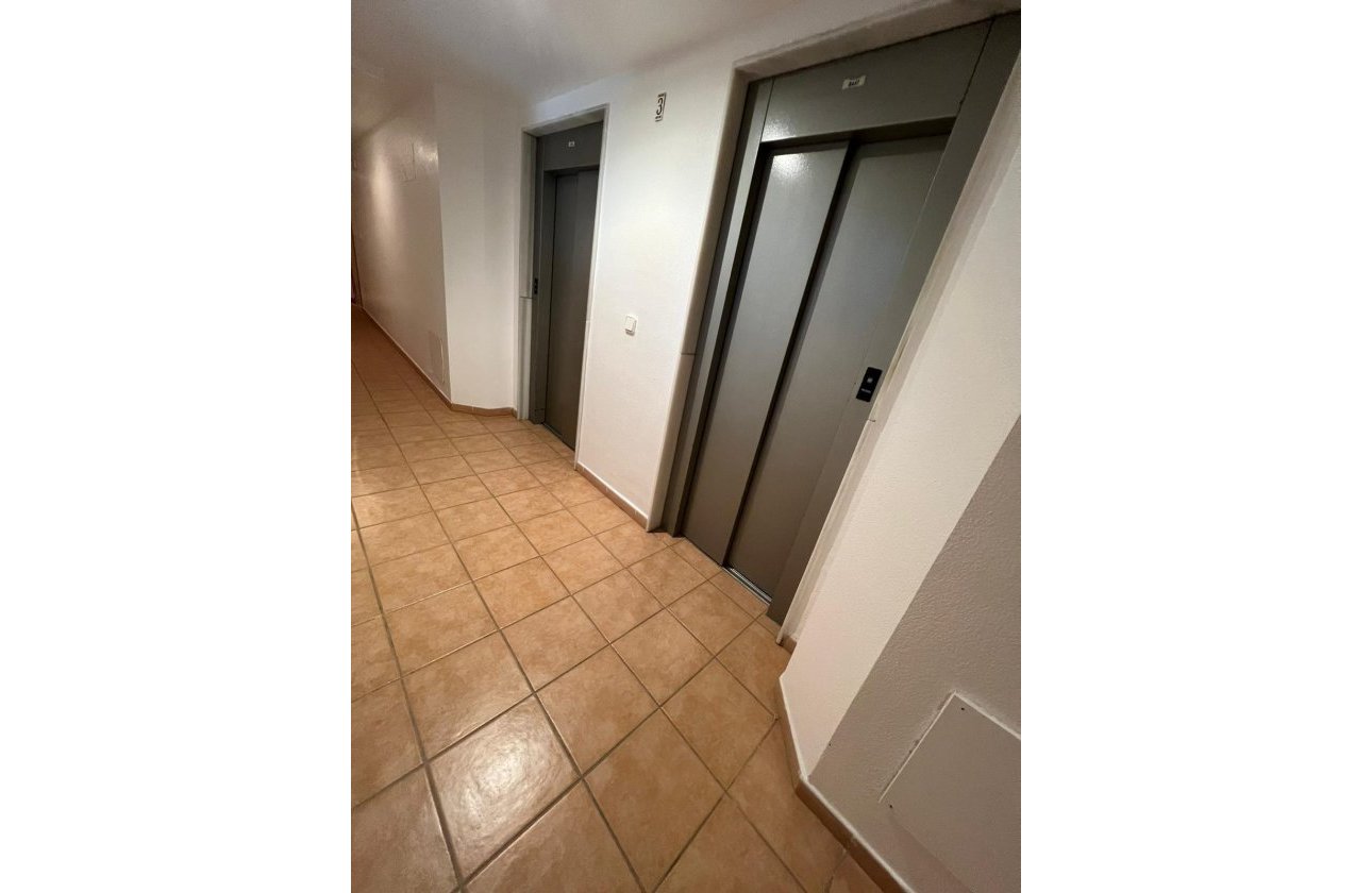 Revente - Appartement -
Torrevieja - Aguas Nuevas