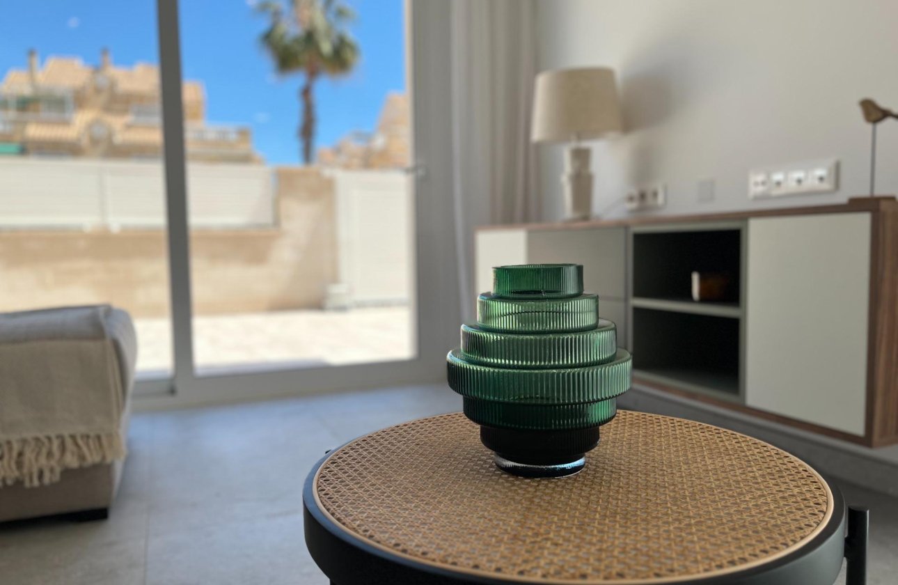 Revente - Appartement -
Torrevieja - Aguas Nuevas