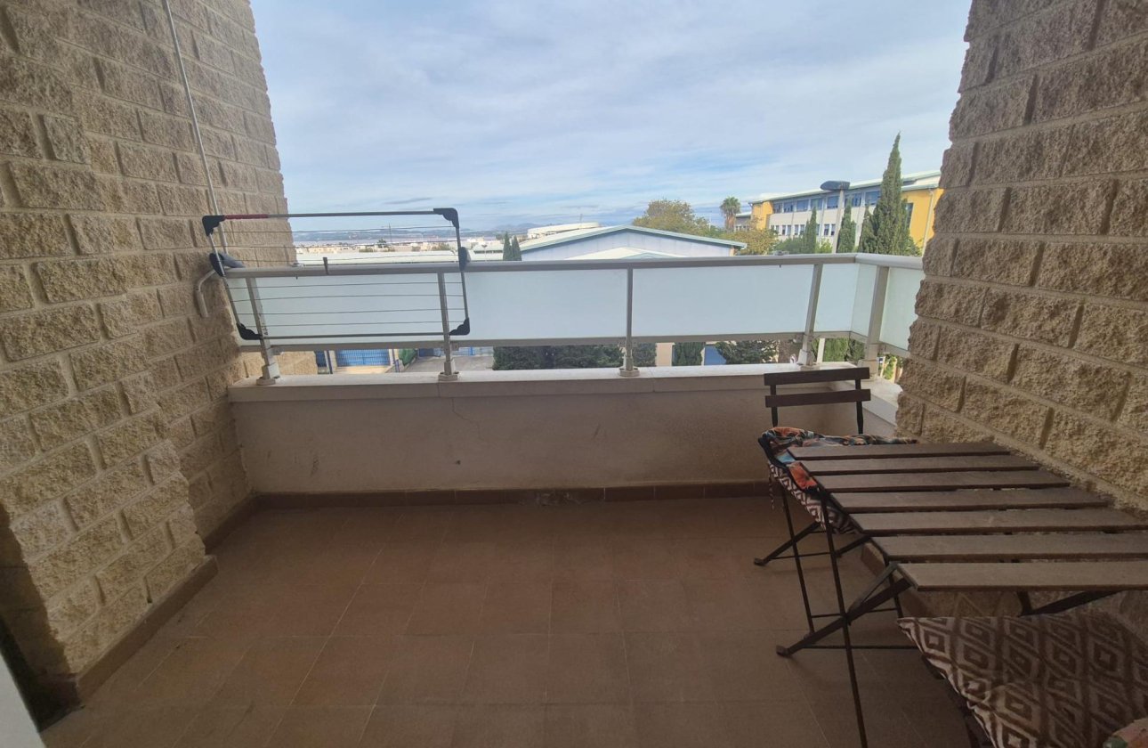 Revente - Appartement -
Torrevieja - Aguas Nuevas