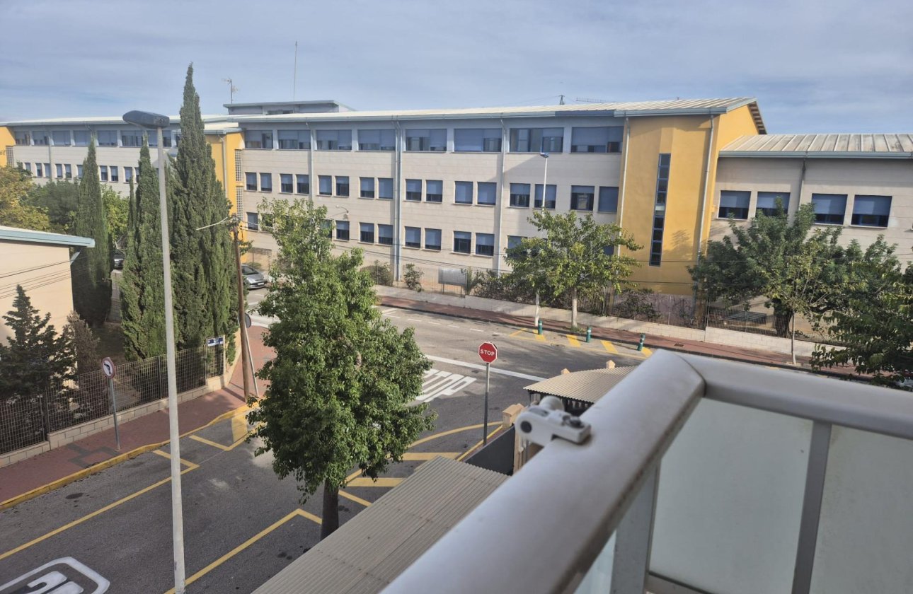 Revente - Appartement -
Torrevieja - Aguas Nuevas