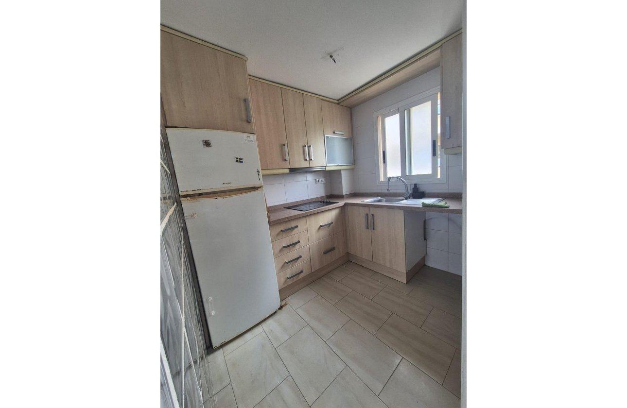 Revente - Appartement -
Torrevieja - Aguas Nuevas