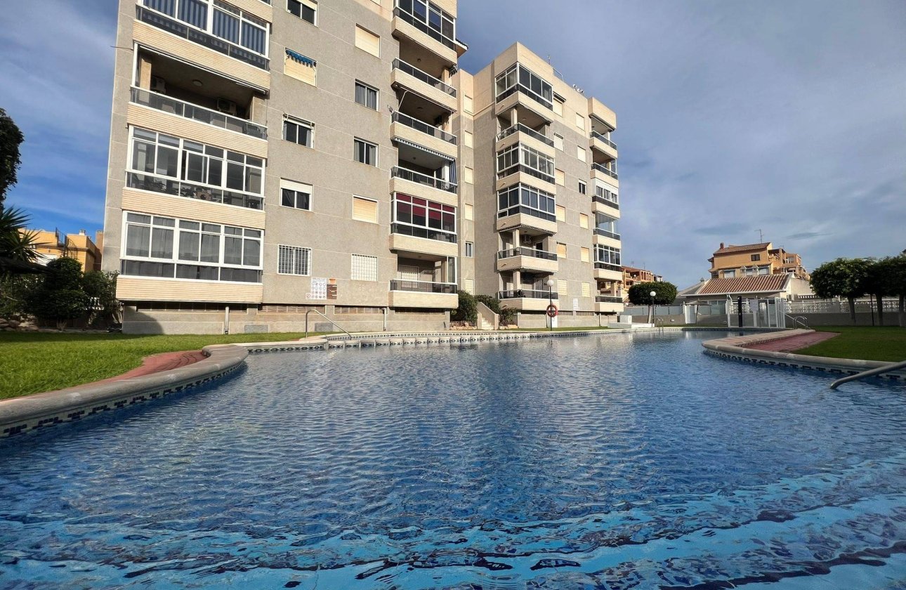 Revente - Appartement -
Torrevieja - Aguas Nuevas