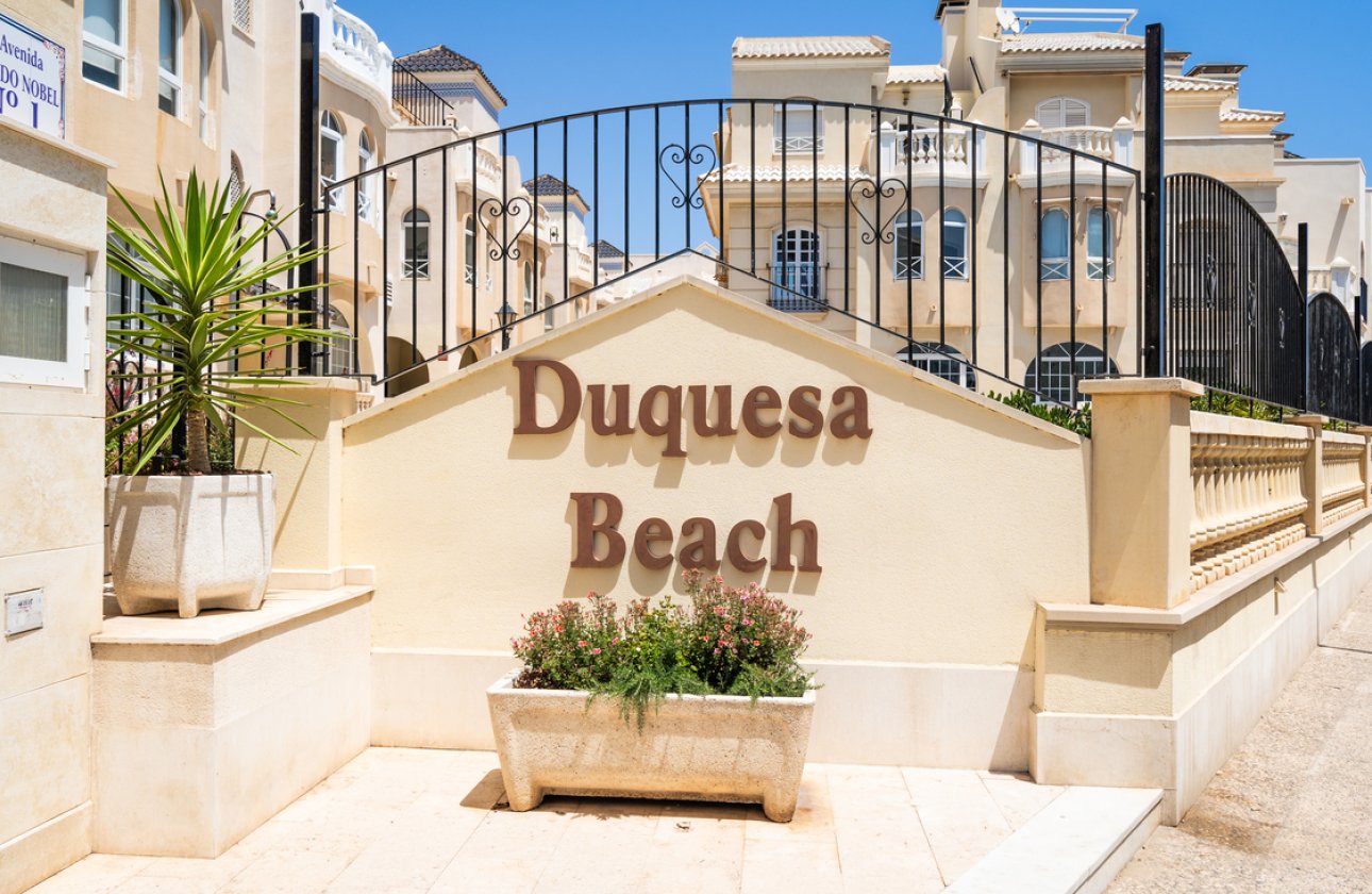 Revente - Appartement -
Torrevieja - Aguas Nuevas