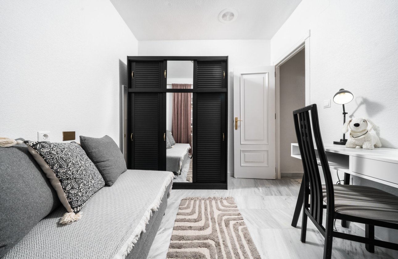 Revente - Appartement -
Torrevieja - Aguas Nuevas