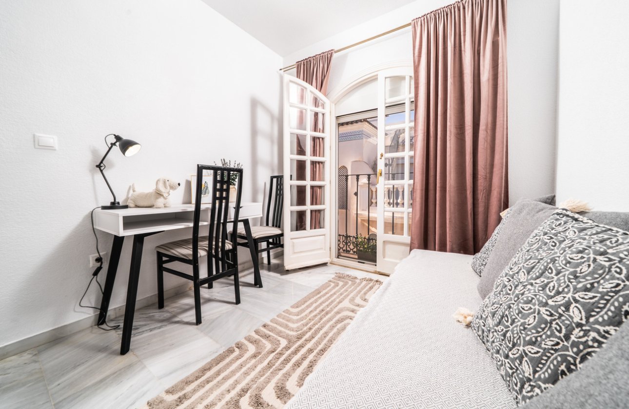 Revente - Appartement -
Torrevieja - Aguas Nuevas