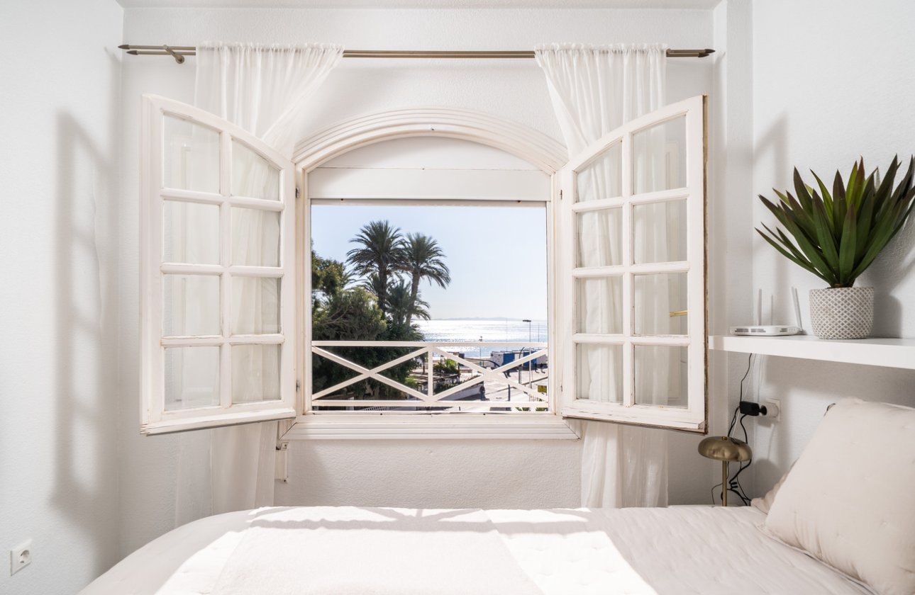 Revente - Appartement -
Torrevieja - Aguas Nuevas