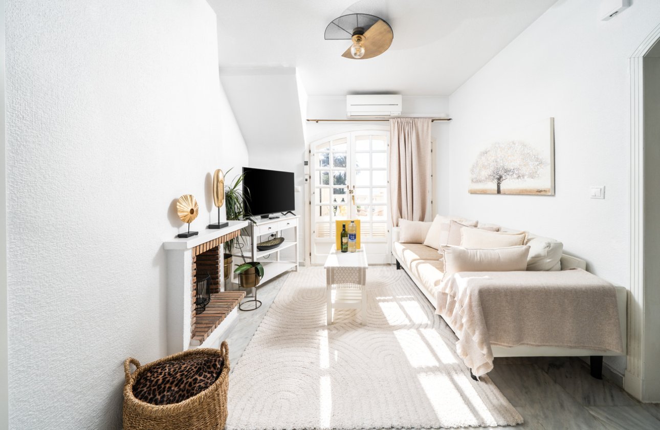 Revente - Appartement -
Torrevieja - Aguas Nuevas