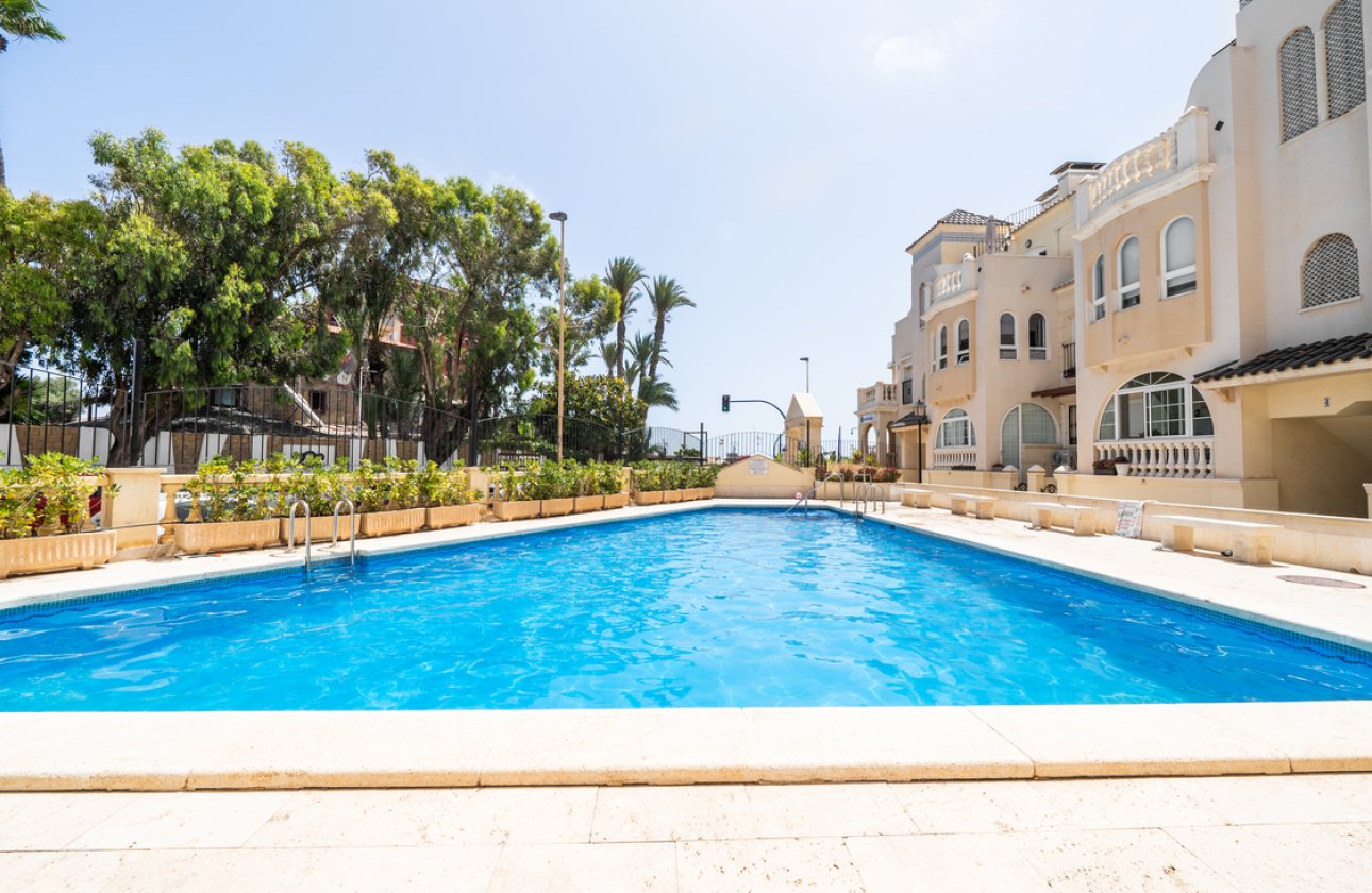 Revente - Appartement -
Torrevieja - Aguas Nuevas