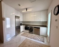 Revente - Appartement -
Torrevieja - Aguas Nuevas