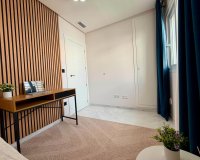 Revente - Appartement -
Torrevieja - Aguas Nuevas