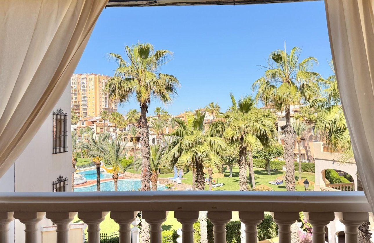 Revente - Appartement -
Torrevieja - Aldea Del Mar