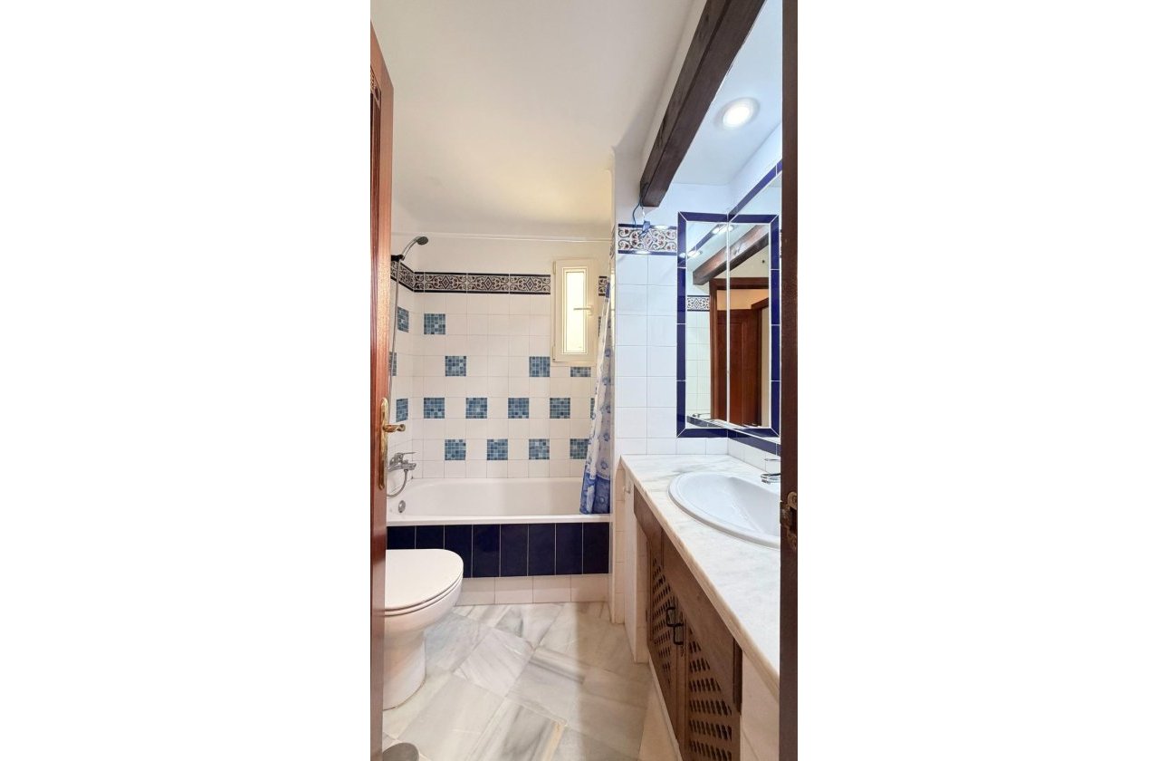 Revente - Appartement -
Torrevieja - Aldea Del Mar