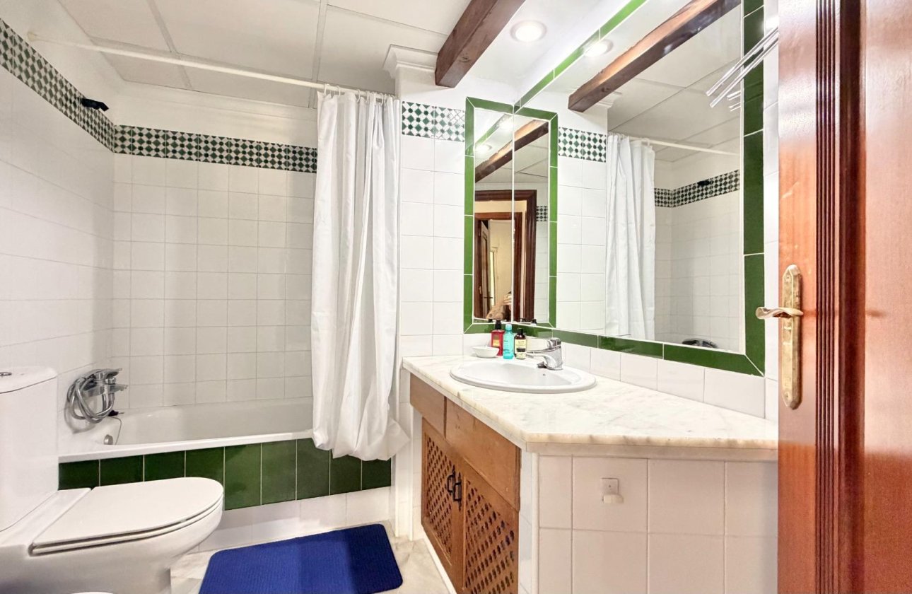 Revente - Appartement -
Torrevieja - Aldea Del Mar