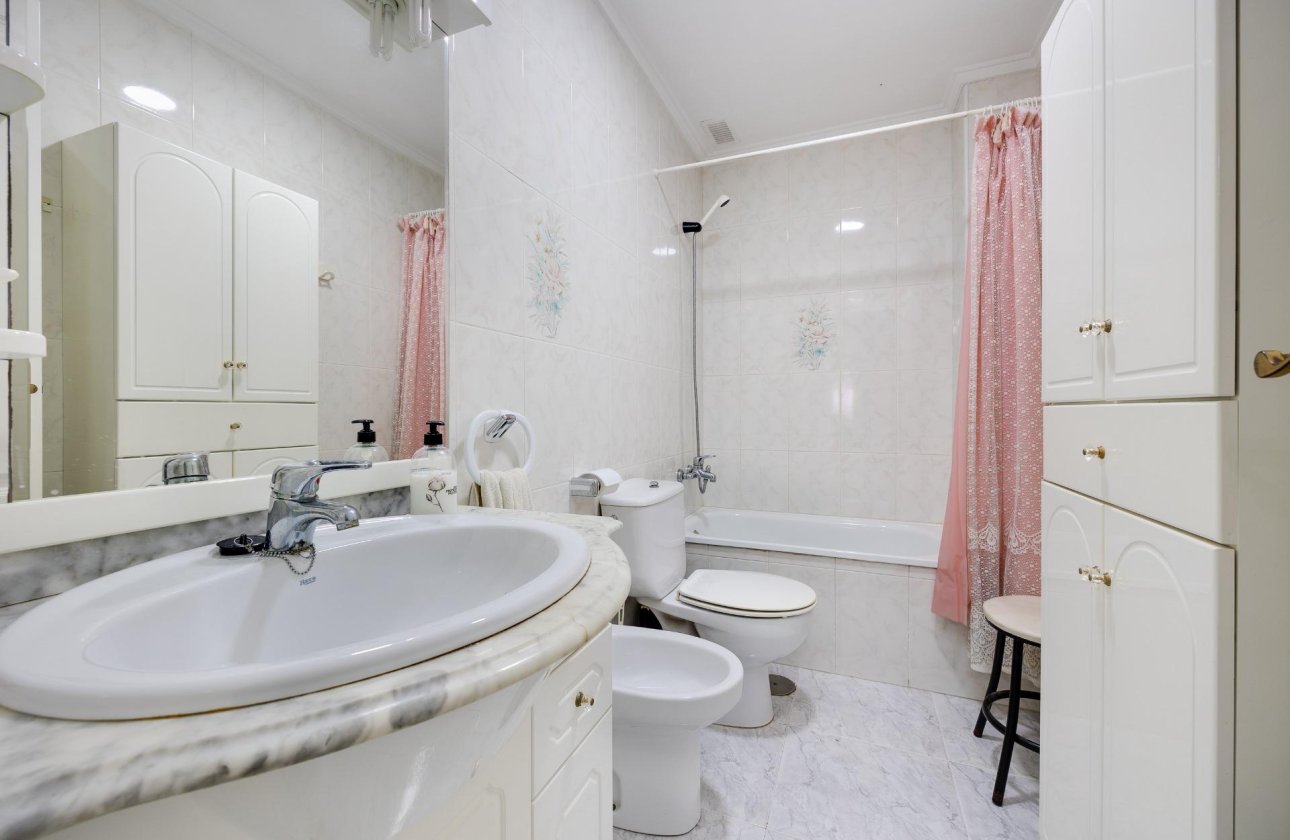 Revente - Appartement -
Torrevieja - Antonio Machado
