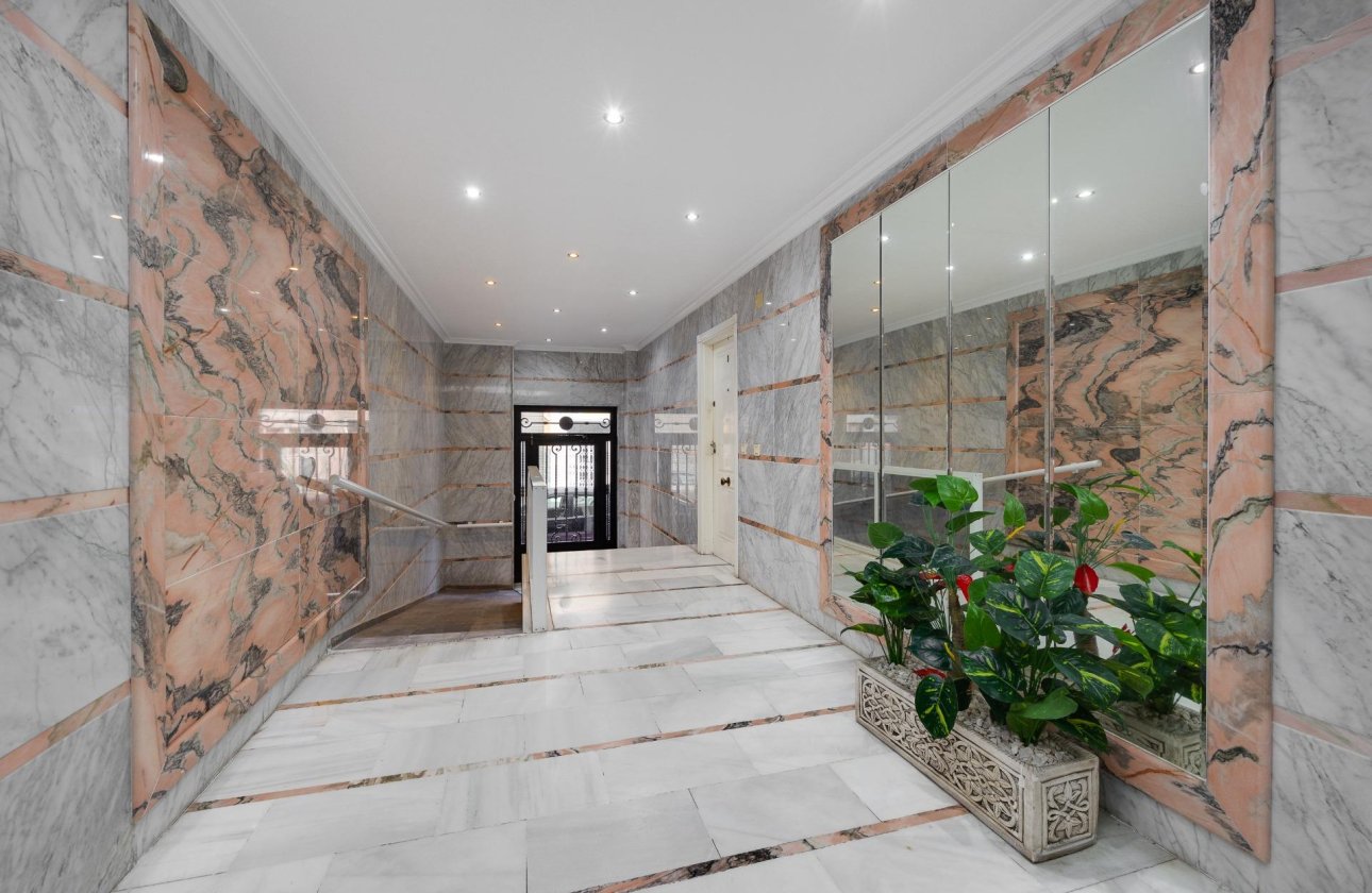Revente - Appartement -
Torrevieja - Antonio Machado