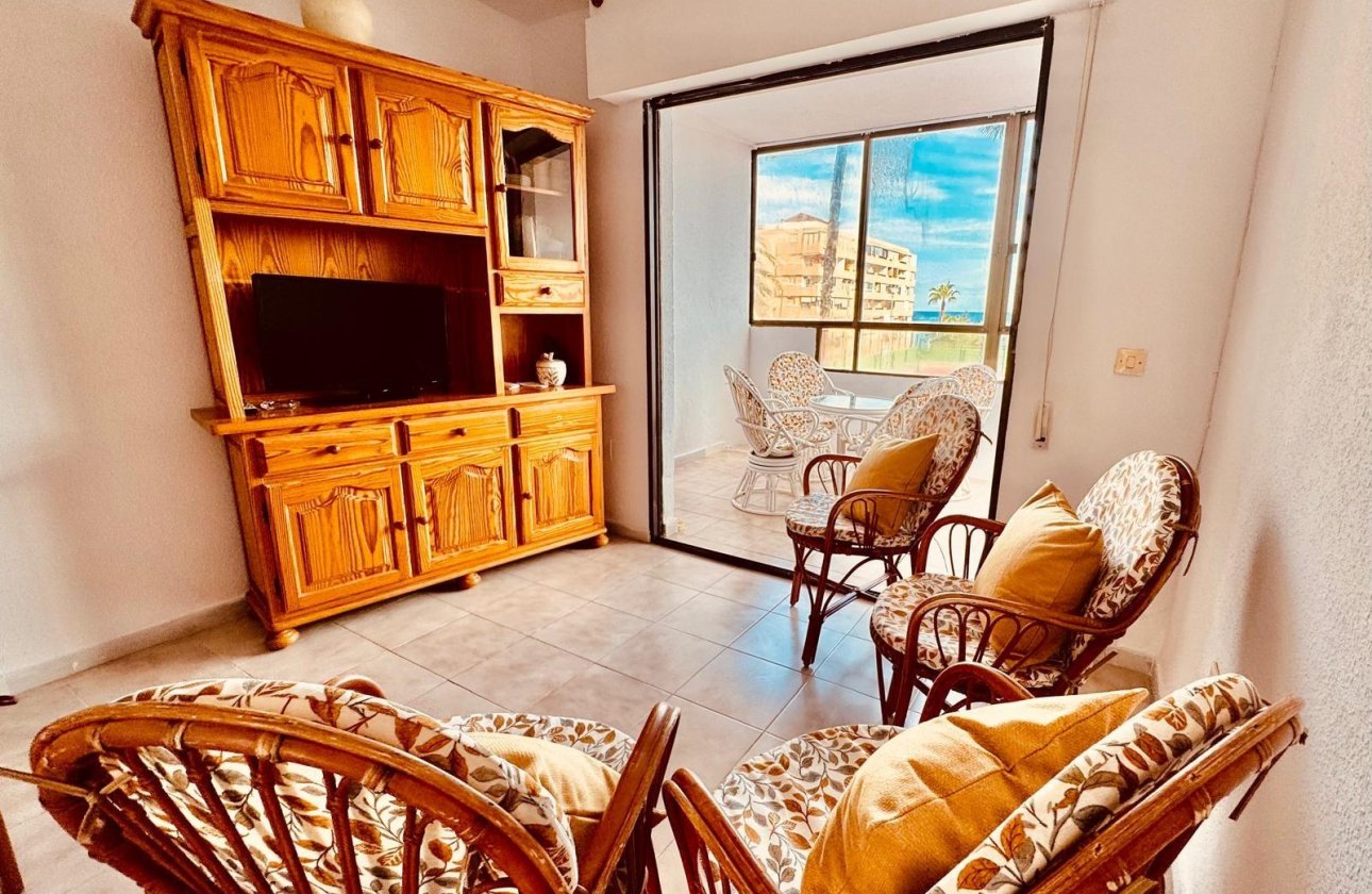 Revente - Appartement -
Torrevieja - Cabo Cervera