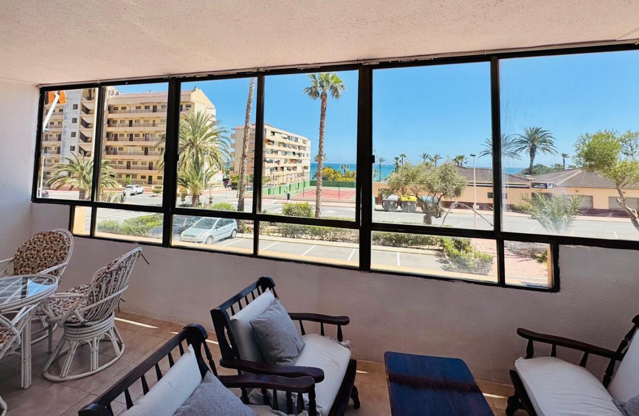 Revente - Appartement -
Torrevieja - Cabo Cervera