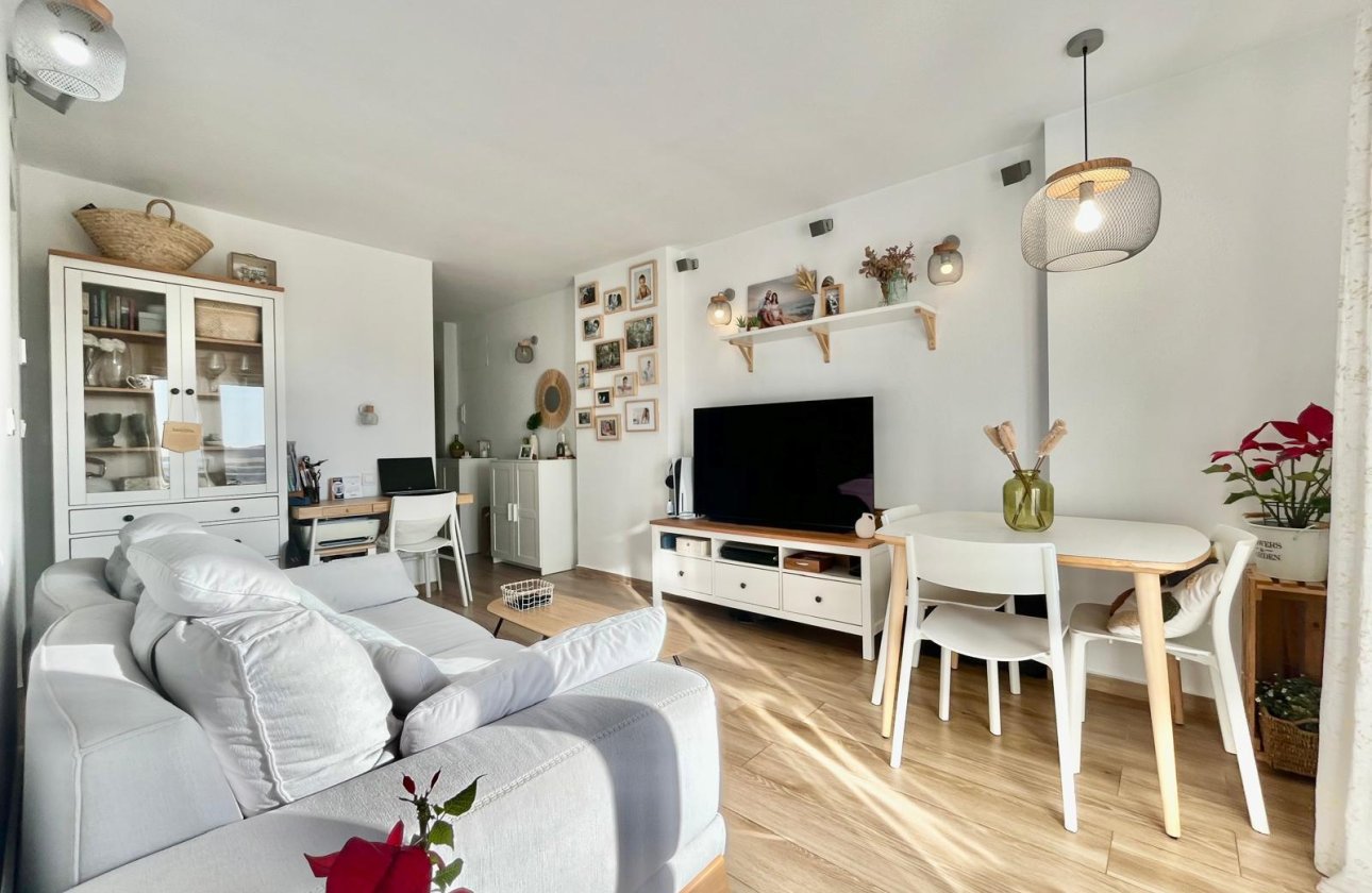 Revente - Appartement -
Torrevieja - Calas Blanca