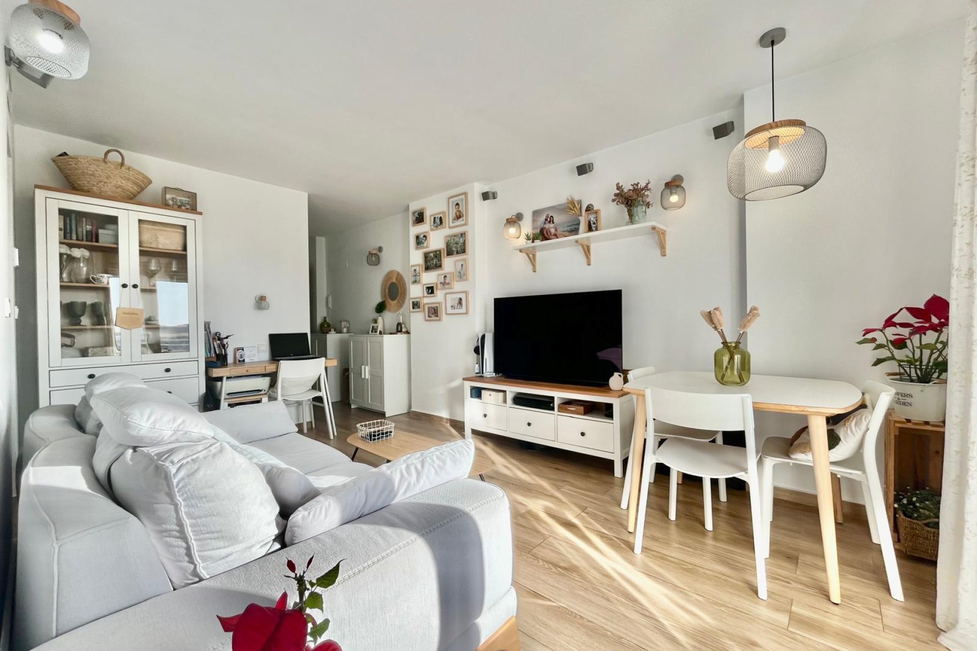 Revente - Appartement -
Torrevieja - Calas Blanca