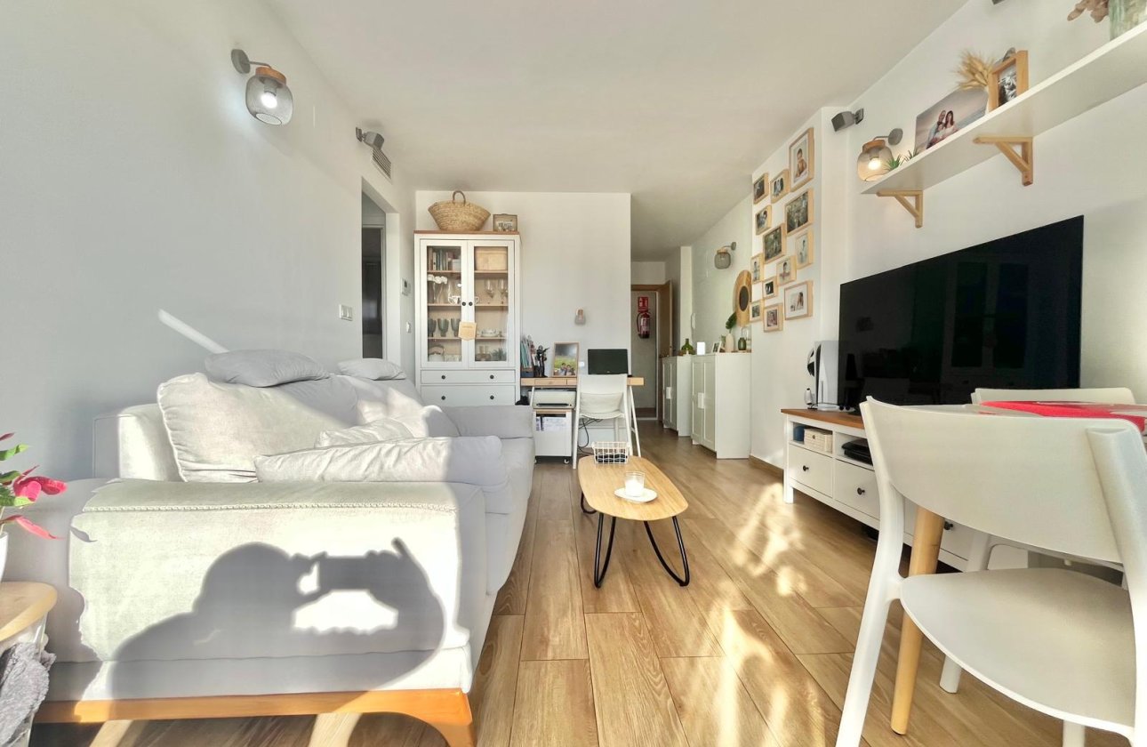 Revente - Appartement -
Torrevieja - Calas Blanca