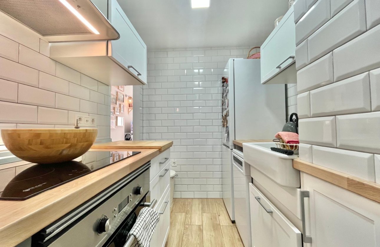 Revente - Appartement -
Torrevieja - Calas Blanca