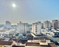 Revente - Appartement -
Torrevieja - Calas Blanca