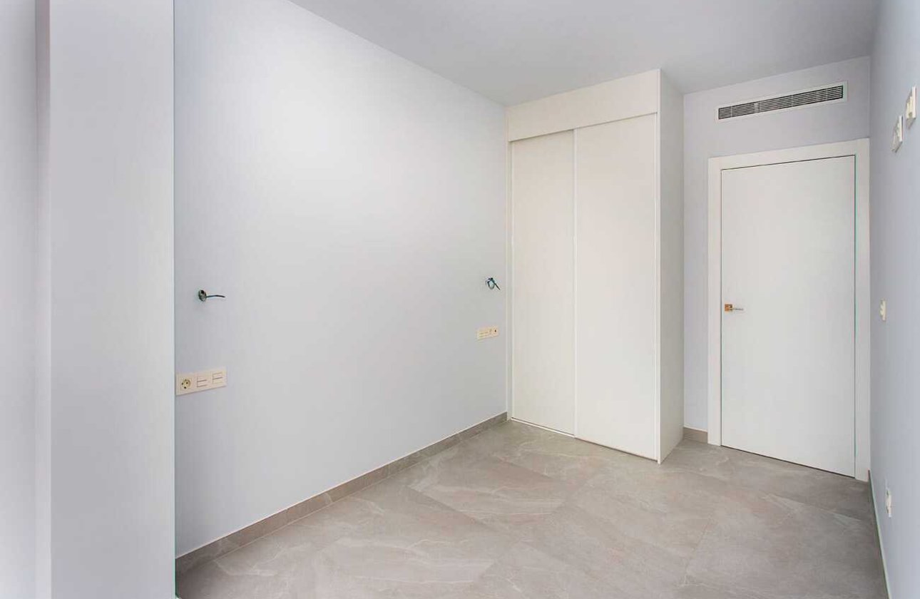 Revente - Appartement -
Torrevieja - CENTRE PLAYA DEL CURA LAS PISCINAS