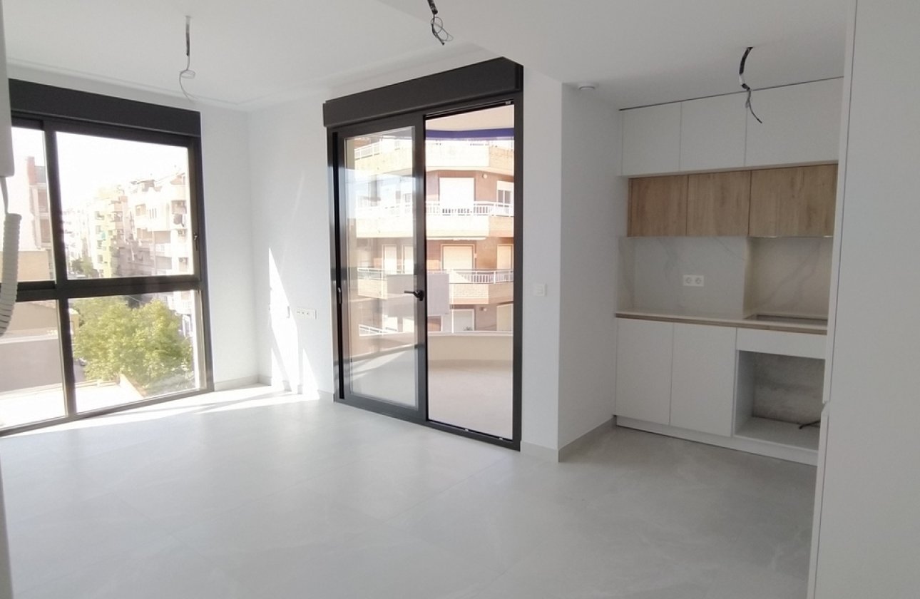 Revente - Appartement -
Torrevieja - CENTRE PLAYA DEL CURA LAS PISCINAS
