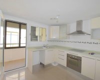 Revente - Appartement -
Torrevieja - Centro - Muelle Pesquero