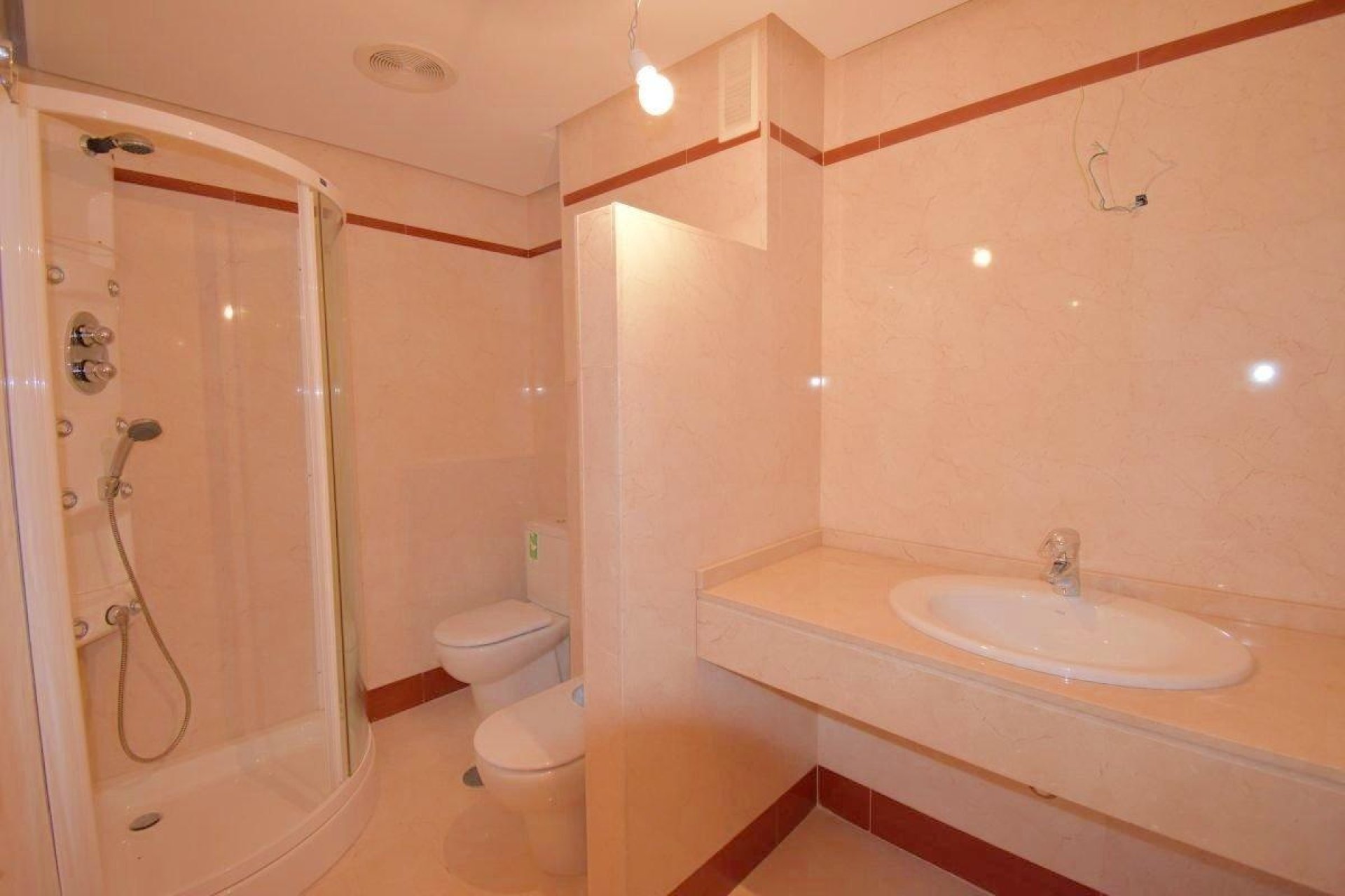 Revente - Appartement -
Torrevieja - Centro - Muelle Pesquero