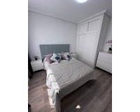 Revente - Appartement -
Torrevieja - Centro - Muelle Pesquero