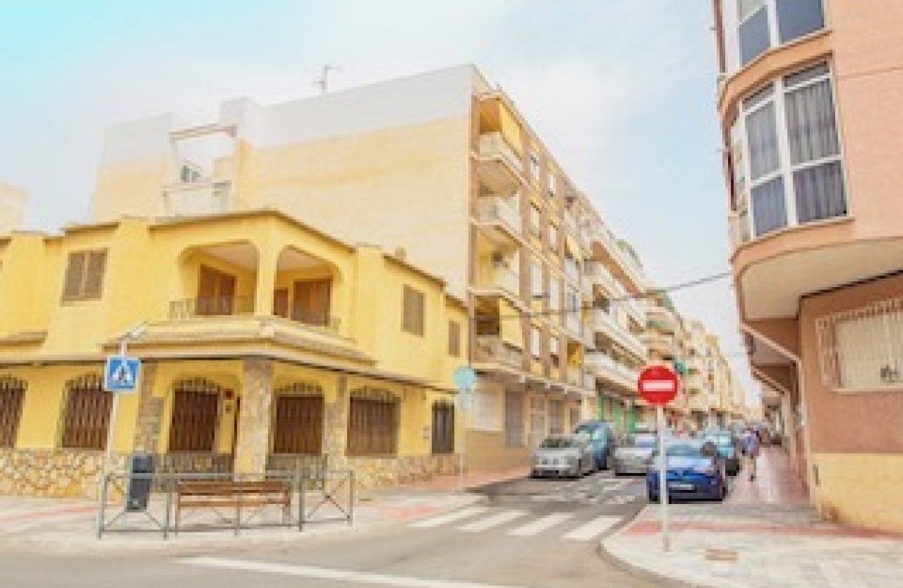 Revente - Appartement -
Torrevieja - Centro-Muelle Pesquero