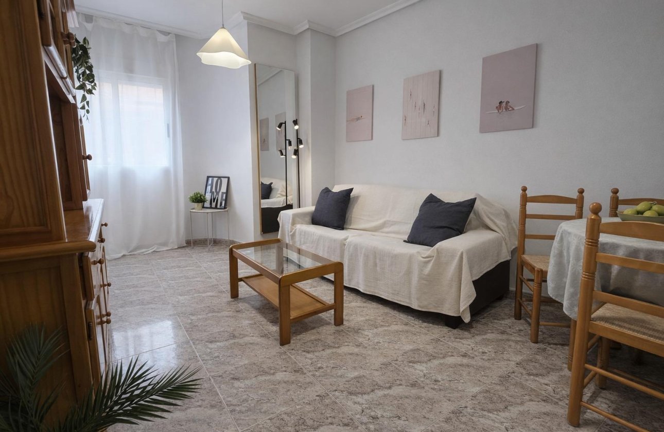Revente - Appartement -
Torrevieja - Centro - Muelle Pesquero
