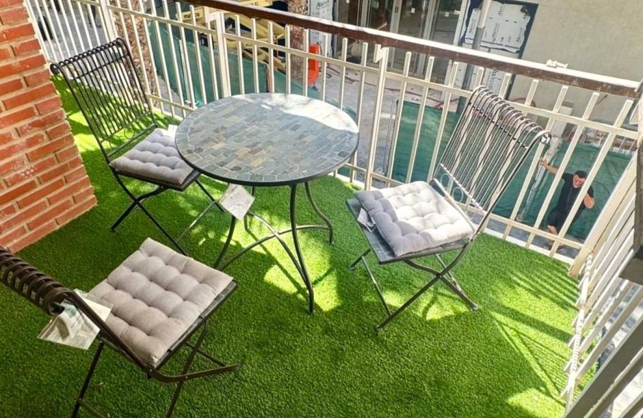 Revente - Appartement -
Torrevieja - Centro - Muelle Pesquero