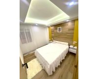 Revente - Appartement -
Torrevieja - Centro - Muelle Pesquero