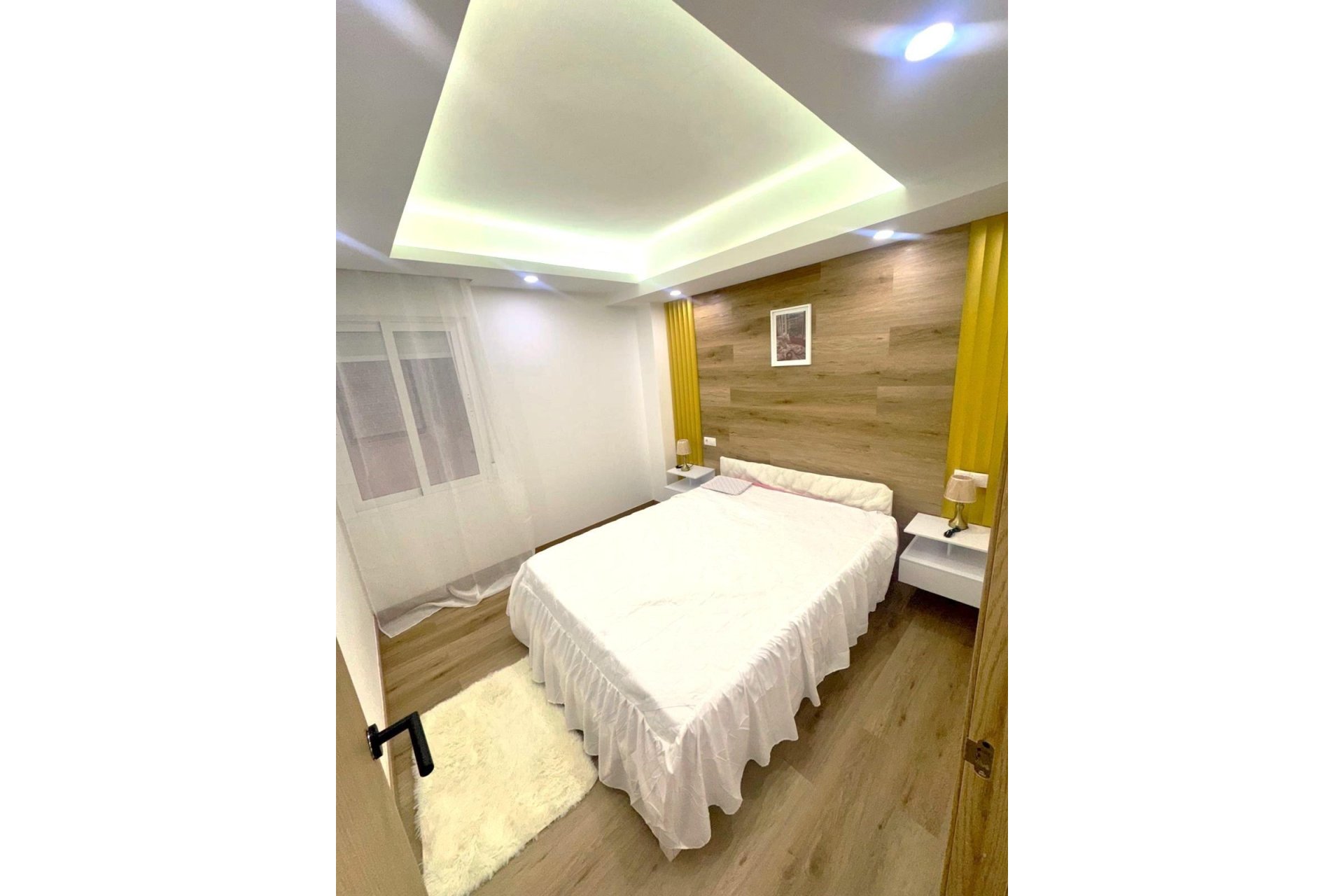 Revente - Appartement -
Torrevieja - Centro - Muelle Pesquero