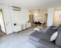 Revente - Appartement -
Torrevieja - Centro - Muelle Pesquero
