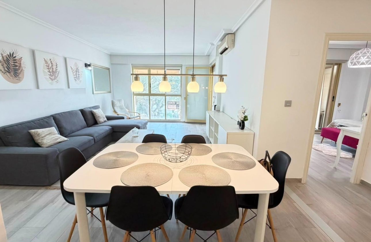 Revente - Appartement -
Torrevieja - Centro - Muelle Pesquero