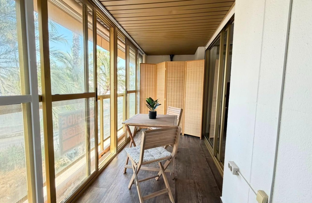Revente - Appartement -
Torrevieja - Centro - Muelle Pesquero