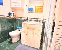 Revente - Appartement -
Torrevieja - Centro - Muelle Pesquero